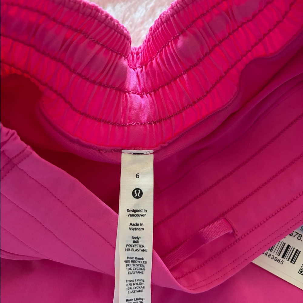 Lululemon Sonic Pink Hotty hot skirt size 6 NWT - Picture 3 of 3